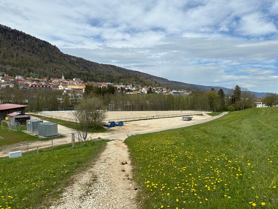 Vue du manège et de ses infrastructures à St-Imier